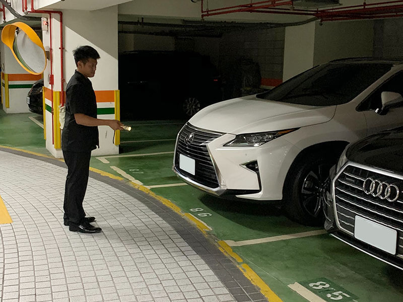 停車場管制